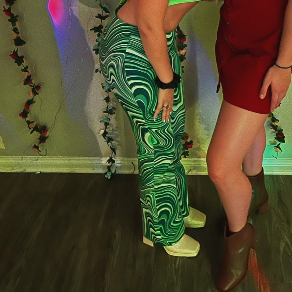 Motel Rocks Green Swirl Patterned Pants - Picture 4 of 4